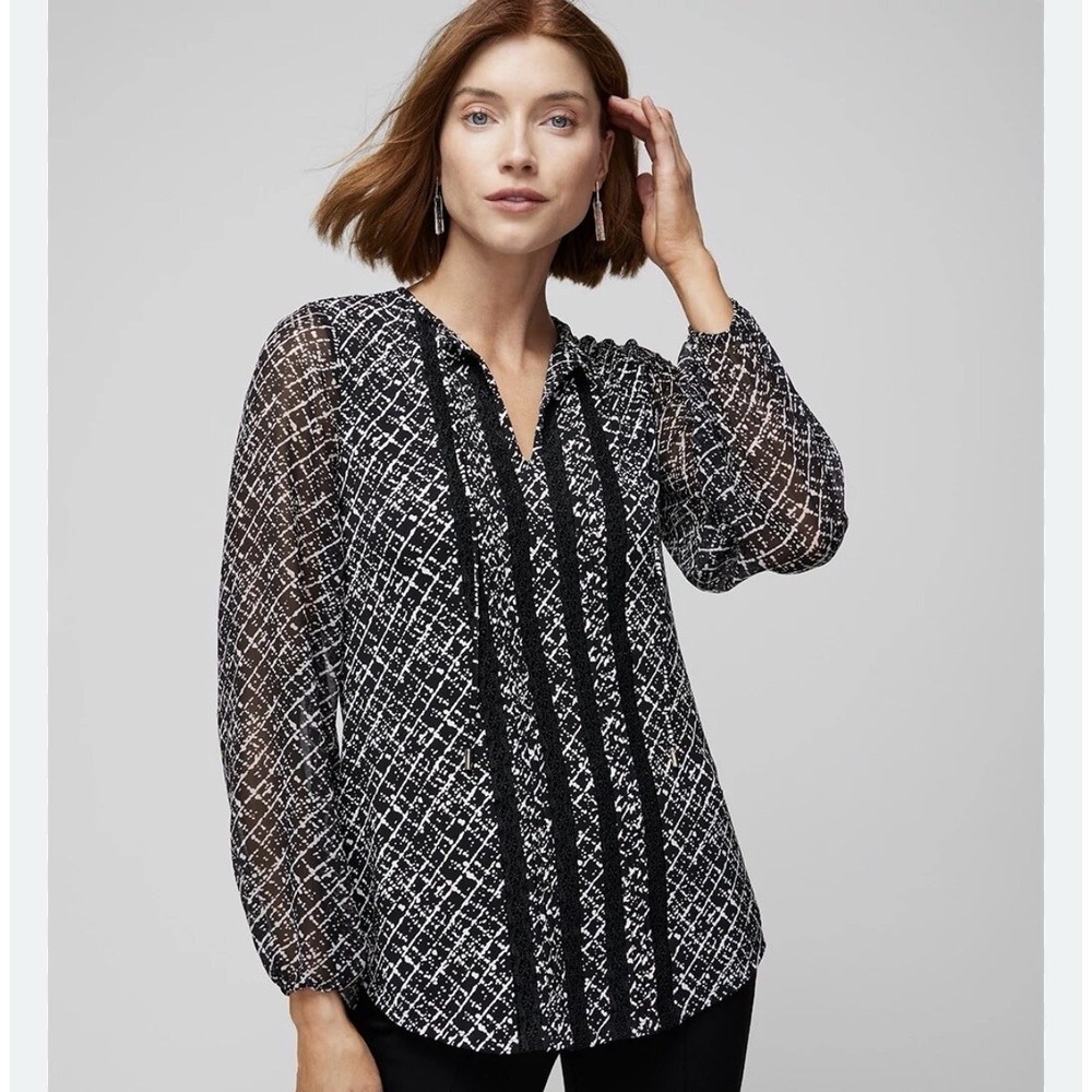 White House Black Market Long Sleeve Ribbed Lace Tunic Top Black & White
